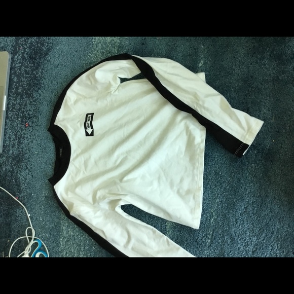 Black and white crop top - Picture 1 of 2